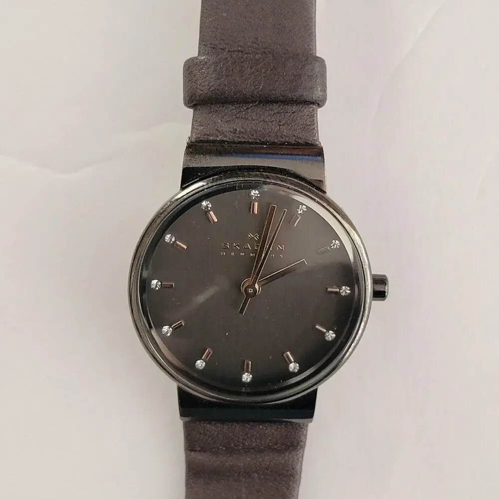 Skagen Womens Watch 25mm Gray Dial Gray Case Gray Leather Strap Quartz